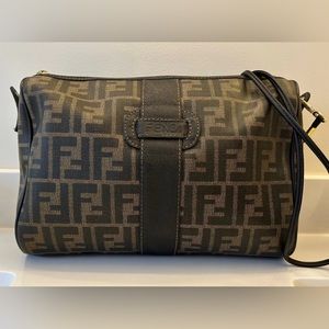 Rare authentic Fendi Zucca Zucchino Pouch Pochette/Crossbody/Shoulder Bag